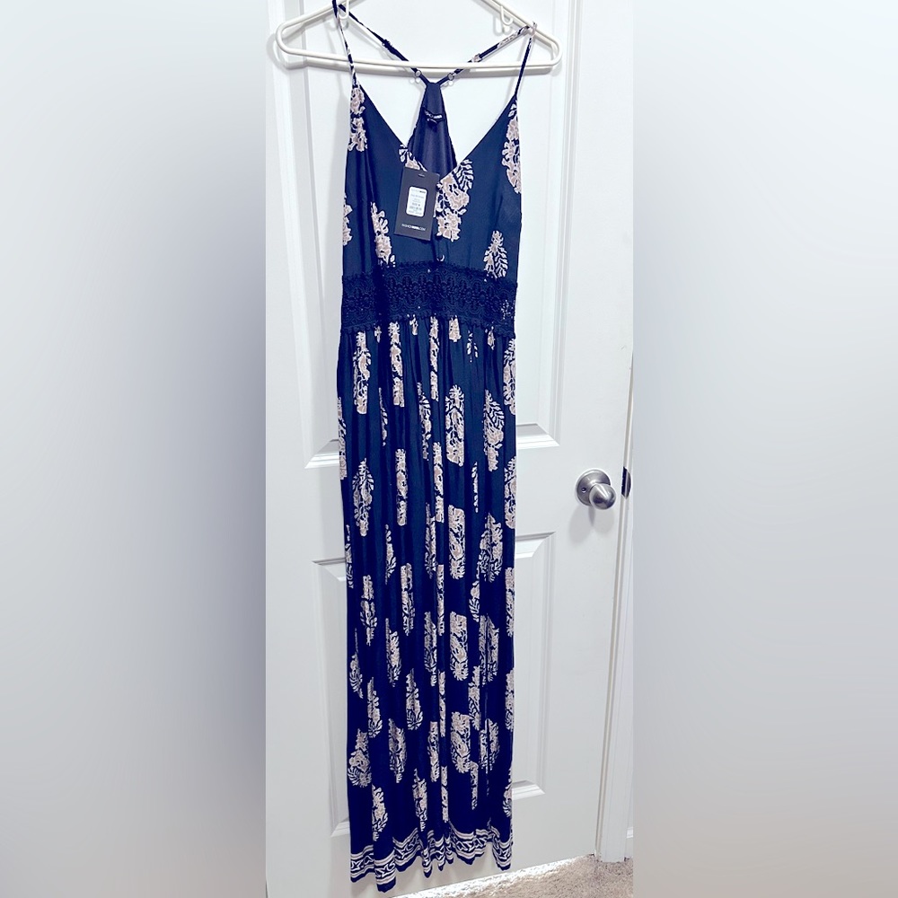 Fashionova Holy Slit Dress - Maxi Dress Size M